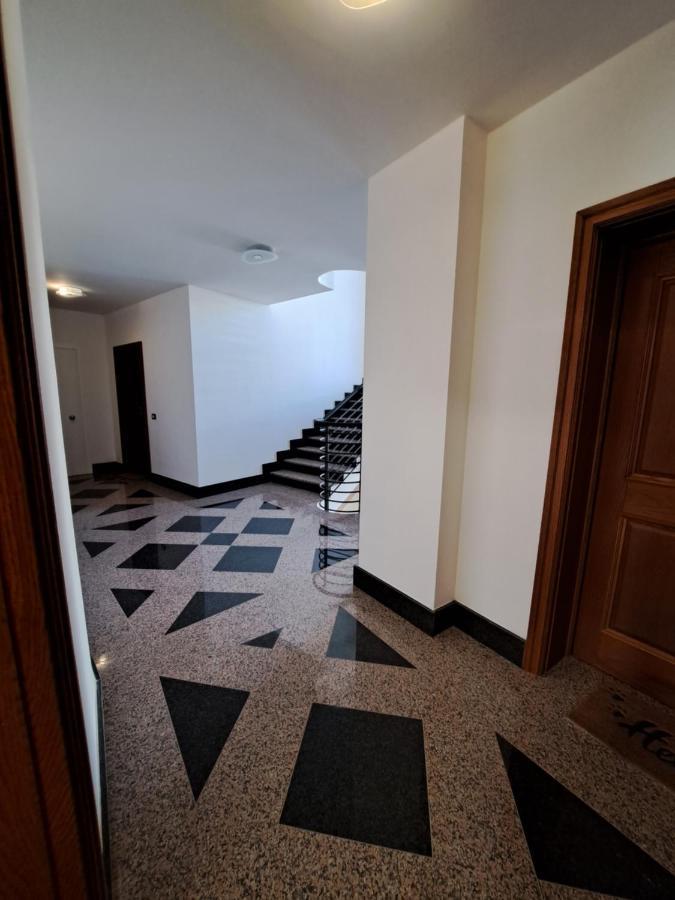 Angy'S House Roma Apartment ภายนอก รูปภาพ